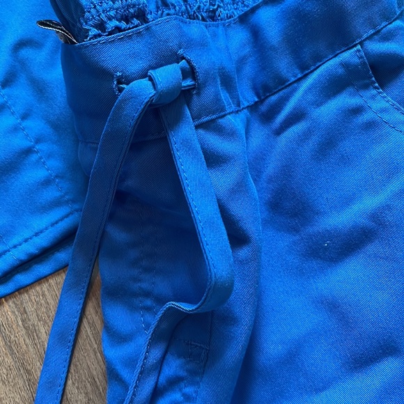 Scrub set top and bottom - Picture 4 of 7